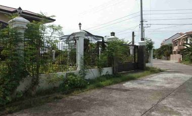 HOUSE & LOT FOR SALE IN WHITE SANDS RESORT VILLAS