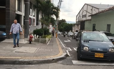 ESPECTACULAR LOCAL CONJUNTO RAYENARY  LOCAL 3