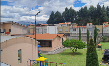 SE RENTA CASA DENTRO DE URBANIZACIÓN SECTOR CHILLO JIJON - CONOCOTO