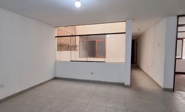VENTA CASA EN CHORRILLOS FRENTE A LA UPC!! ATENCIÓN INVERSIONISTA!!