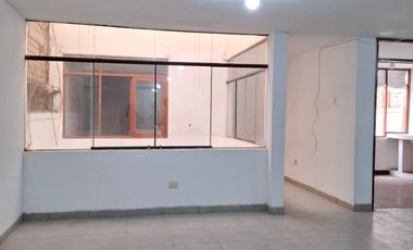 VENTA CASA EN CHORRILLOS FRENTE A LA UPC!! ATENCIÓN INVERSIONISTA!!