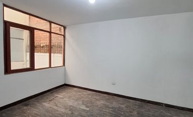VENTA CASA EN CHORRILLOS FRENTE A LA UPC!! ATENCIÓN INVERSIONISTA!!