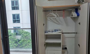 FOR SALE STUDIO UNIT IN 81 NEWPORT PASAY