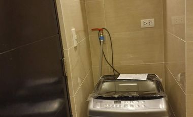 FOR SALE STUDIO UNIT IN 81 NEWPORT PASAY