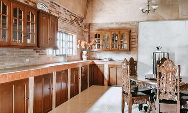 SPACIOUS HOUSE AND LOT FOR SALE IN SANTANDER SOUTH CEBU CITY