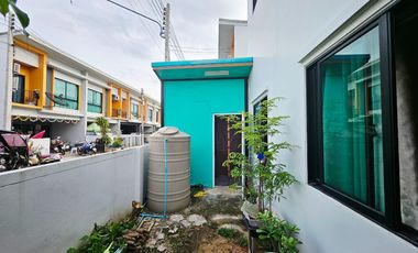 Beautiful Corner House for Sale – Move-In Ready! My Green Village, Bang Phra – Mueang Chachoengsao District This lovely 2-storey