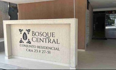 Alquilo  Por dias frente clinica ardila lule