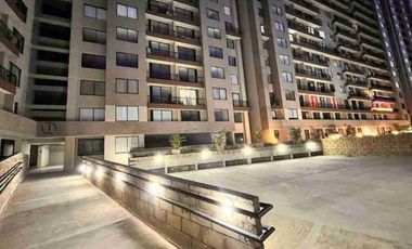 Alquilo  Por dias frente clinica ardila lule