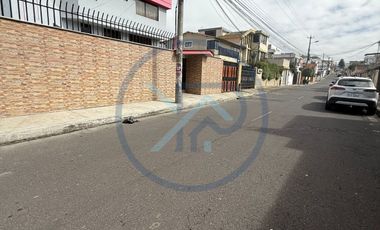 PROPIEDAD RENTERA EN VENTA, UBICADA EN EL NORTE DE QUITO SAN CARLOS, BARRIO EL PORVENIR