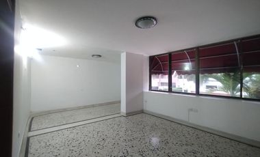 Casa comercial en arriendo en Riomar