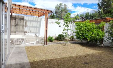CASA EN VENTA, SECTOR ARMENIA 1, $150000