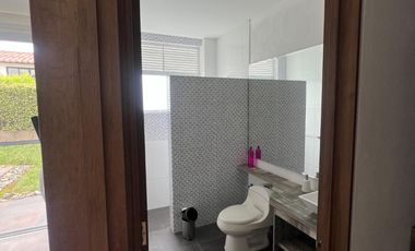 SE VENDE HERMOSA CASA CAMPESTRE VIA LA TEBAIDA