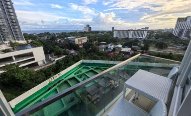 FR/FS 8 Newtown Boulevard 2BR Corner 91sqm 3-Balcony Maids Mactan