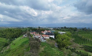 VENTA DE LOTE CAMPESTRE AL LADO DE LAS HELICONIAS