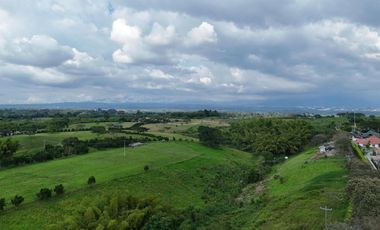 VENTA DE LOTE CAMPESTRE AL LADO DE LAS HELICONIAS