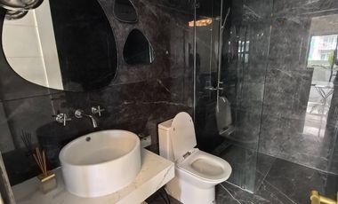 FR/FS Avalon 3BR Penthouse Loft 259sqm 2-car Sauna Cebu Business Park