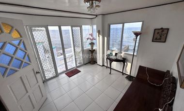 FR/FS 7BR Beach House 1000sqm SeaView Resort Vacation Home Catmon Cebu