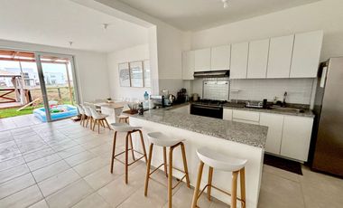 🏝 VENTA DE CASA DE PLAYA EN CONDOMINIO LAGUNA BEACH – CERRO AZUL