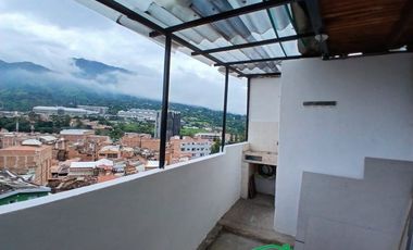 Venta hermosa Casa, barrio Obrero, Copacabana Antioquia.