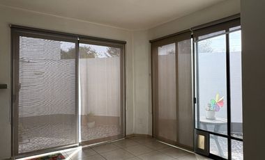 HERMOSA CASA EN VENTA EN LAS GRULLAS