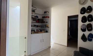 HERMOSA CASA EN VENTA EN LAS GRULLAS