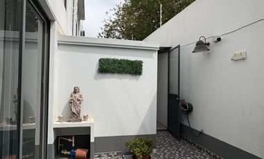 HERMOSA CASA EN VENTA EN LAS GRULLAS