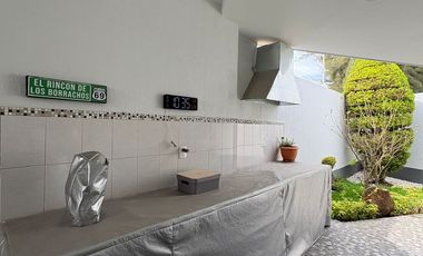 HERMOSA CASA EN VENTA EN LAS GRULLAS