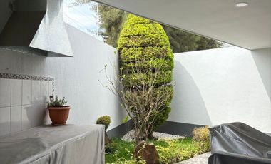 HERMOSA CASA EN VENTA EN LAS GRULLAS