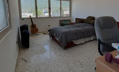 Casa en Venta en Contry frente a Parque