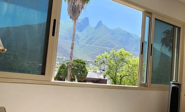 Casa en Venta en Contry frente a Parque