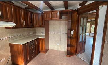 Casa en renta en EXCLUSIVA URBANIZACIÓN de Los Chillos - Sangolqui