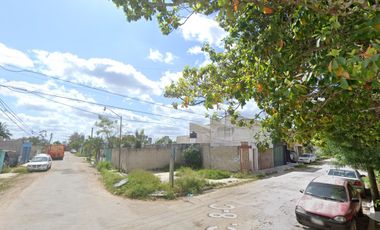 CASA EN VENTA DE REMATE BANCARIO, CALLE 8-C 20, FLOR CAMPESTRE VALLADOLID, YUCATAN. JMJC12