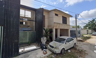 CASA EN VENTA DE REMATE BANCARIO, CALLE 8-C 20, FLOR CAMPESTRE VALLADOLID, YUCATAN. JMJC12