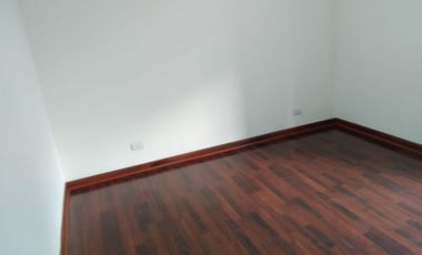 EXCELENTE OPORTUNIDAD: OFICINA RECIÉN REMODELADA EN ALAMEDA 776 PISO 4° - ESQ. SAN FRANCISCO