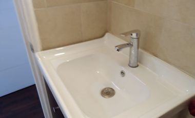 EXCELENTE OPORTUNIDAD: OFICINA RECIÉN REMODELADA EN ALAMEDA 776 PISO 4° - ESQ. SAN FRANCISCO