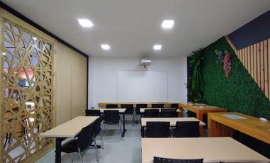 Casa Comercial en arriendo en Los Alpes