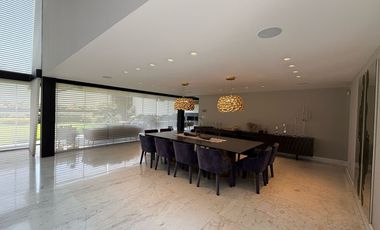 SE VENDE RESIDENCIAL DE LUJO EN JARDINES DEL PEDREGAL