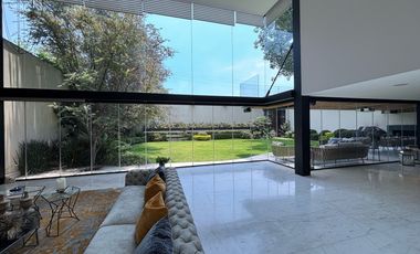 SE VENDE RESIDENCIAL DE LUJO EN JARDINES DEL PEDREGAL