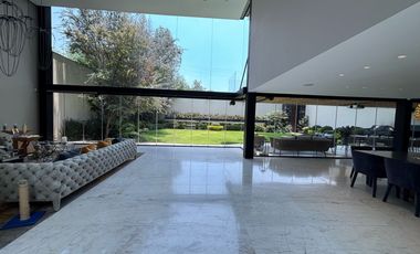 SE VENDE RESIDENCIAL DE LUJO EN JARDINES DEL PEDREGAL