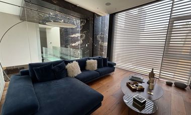 SE VENDE RESIDENCIAL DE LUJO EN JARDINES DEL PEDREGAL