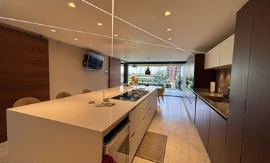 SE VENDE RESIDENCIAL DE LUJO EN JARDINES DEL PEDREGAL