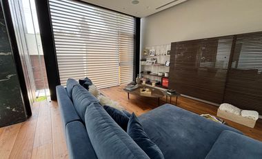 SE VENDE RESIDENCIAL DE LUJO EN JARDINES DEL PEDREGAL