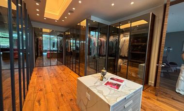 SE VENDE RESIDENCIAL DE LUJO EN JARDINES DEL PEDREGAL