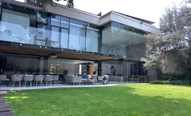 SE VENDE RESIDENCIAL DE LUJO EN JARDINES DEL PEDREGAL