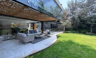 SE VENDE RESIDENCIAL DE LUJO EN JARDINES DEL PEDREGAL