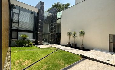 SE VENDE RESIDENCIAL DE LUJO EN JARDINES DEL PEDREGAL