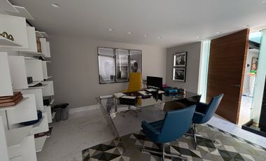 SE VENDE RESIDENCIAL DE LUJO EN JARDINES DEL PEDREGAL