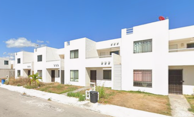 ¡Linda casa en Mérida! Fracc. las Américas