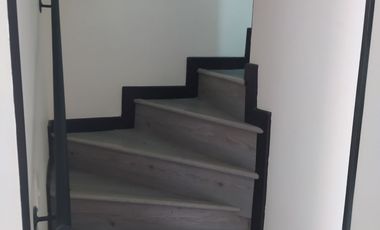 ¡SE VENDE ESPECTACULAR CASA!