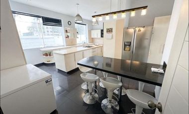 Venta espectacular departamento en San Isidro 714m2, jardines, 10 estacionamientos